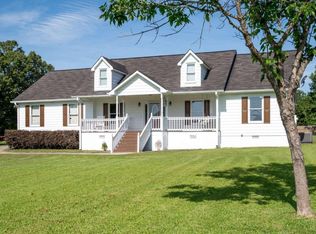 824 Baldwin Rd, Rockmart, GA 30153