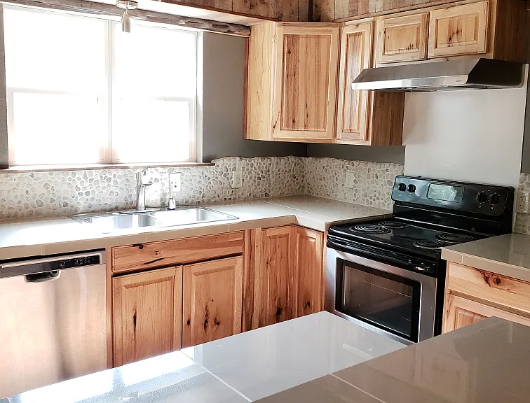 8851 Private Road 5204 — Photo 7