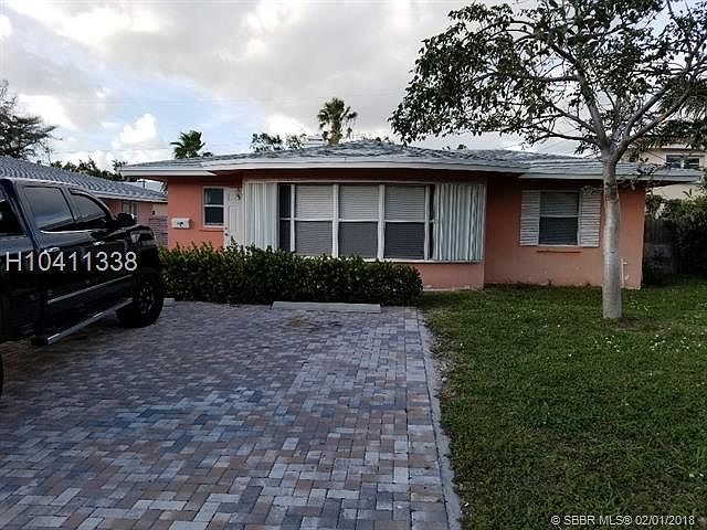1st image of 3209 NE 8th Ct #C