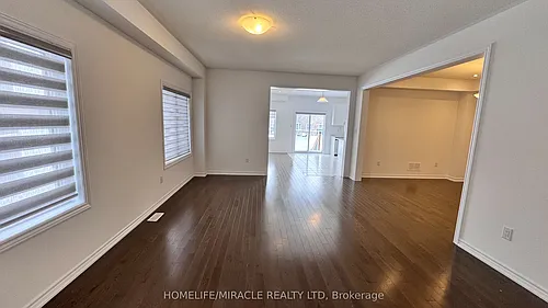 166 Seeley Ave Photo 1