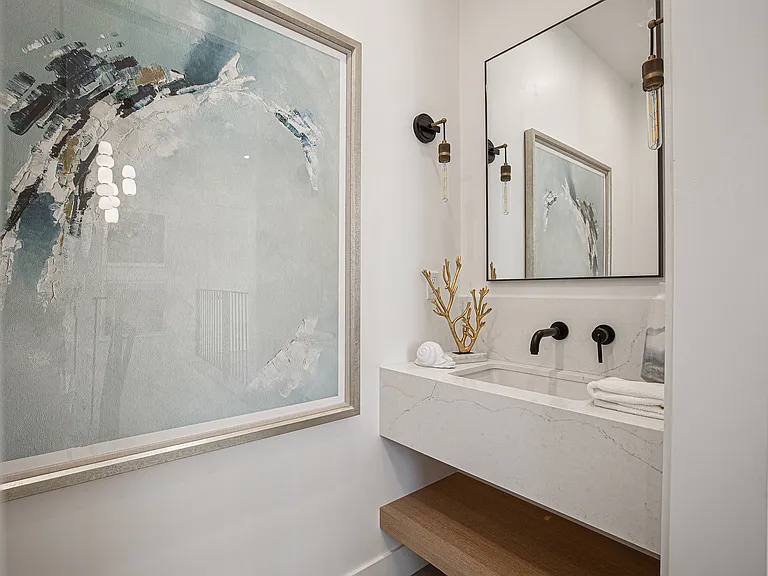 1502 Golden Gate Ave — Photo 14
