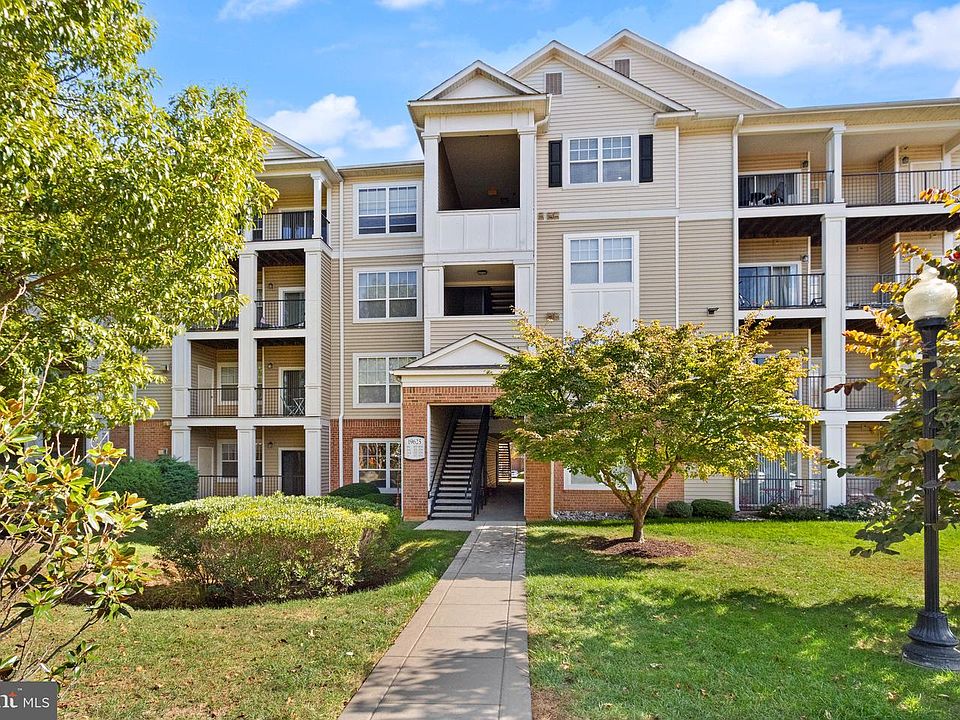 1st image of 19625 Galway Bay Cir APT 103