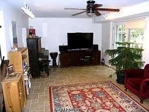 5th image of 4521 Arendale Sq
