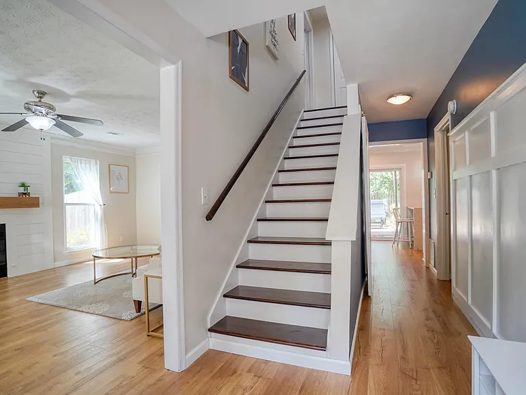 108 Braelinn Ct — Photo 8
