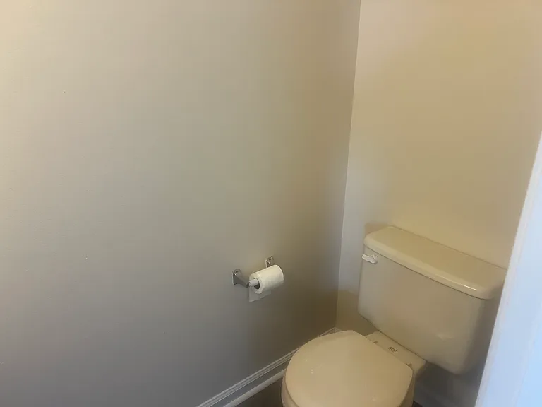 3260 Spring Hollow Ave — Photo 17