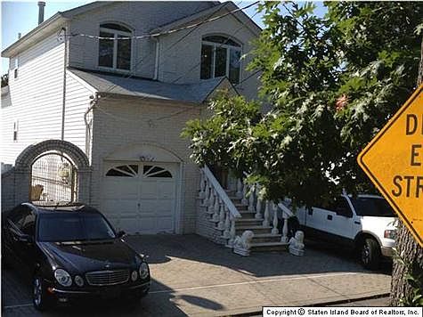 5th image of 342 Eltingville Blvd