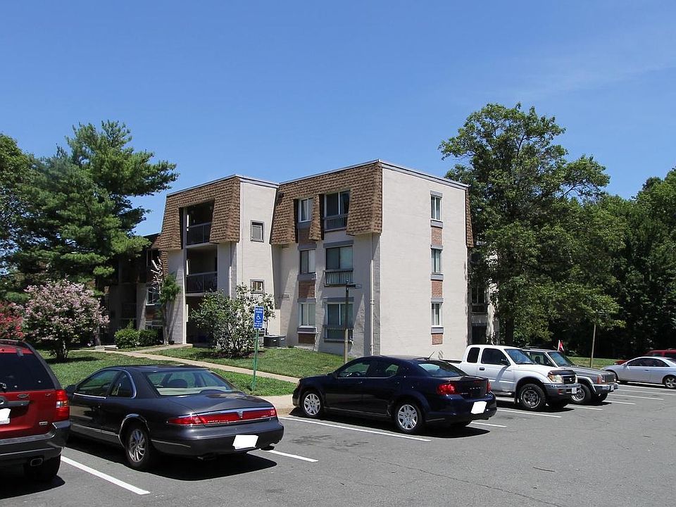 1st image of 7952 Seven Woods Dr APT E