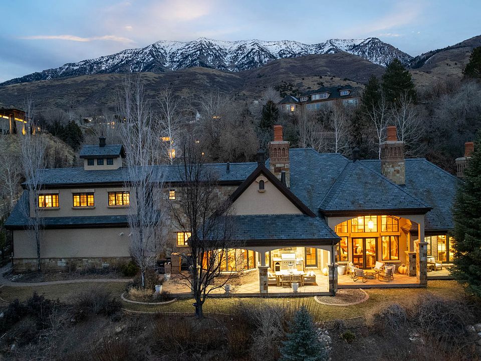 1st image of 4601 N Foothill Dr