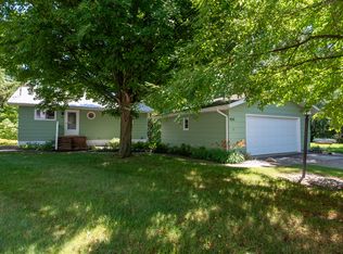 930 N Meadowbrook Rd, White Cloud, MI 49349