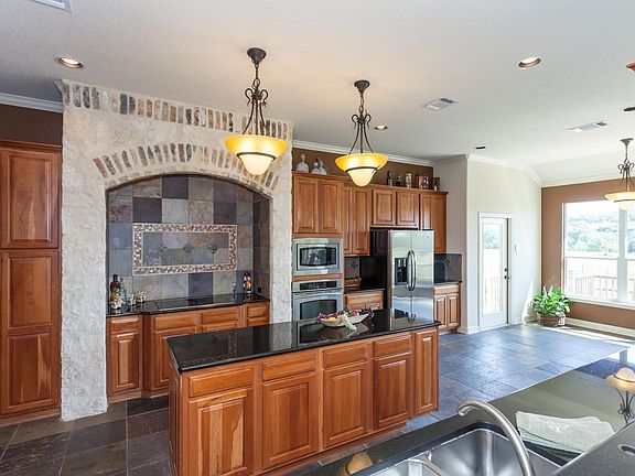 Black Granite & SS Appliance