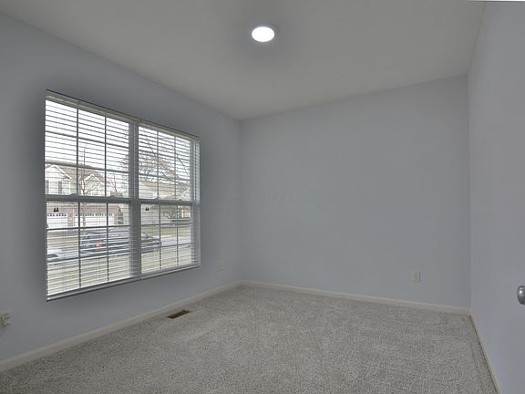 5th image of 3047 Walkerview Dr