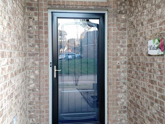 4th image of 115 Hook Norton Ln