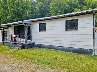 79 Spa Ct, Elkhorn City, KY 41522