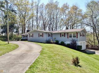 110 Dogwood Ln, Fair Play, SC 29643