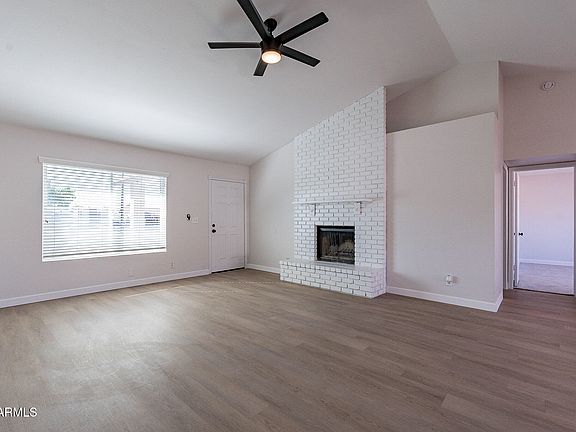 4th image of 110 W SAN PEDRO Avenue