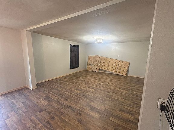 4th image of 207 S 3rd St