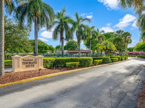 11226 SW 117th Ct, Miami, FL 33186