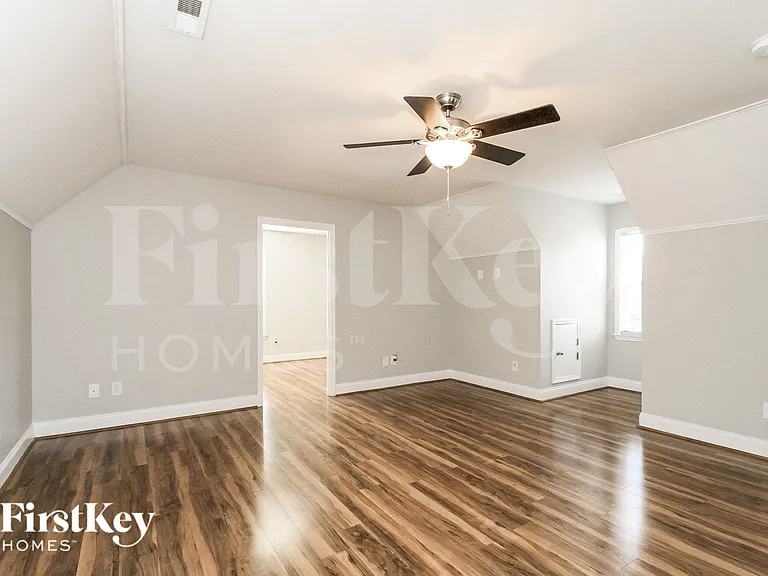7240 Orchard Path Dr — Photo 13
