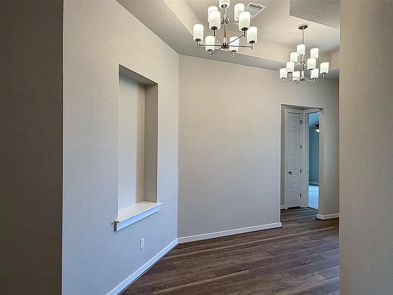 150 Patrick Herndon Dr — Photo 3