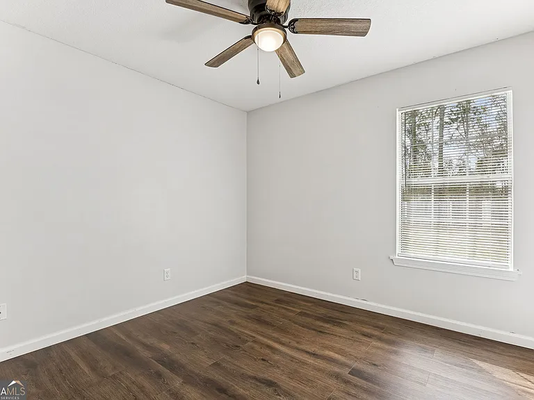 149 Aidan Ct — Photo 16