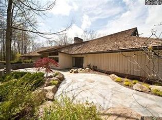 687 Glen Eden Ct, Aurora, OH 44202