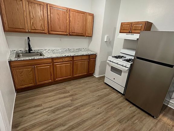 2nd image of 214 Glenwood Ave APT 105