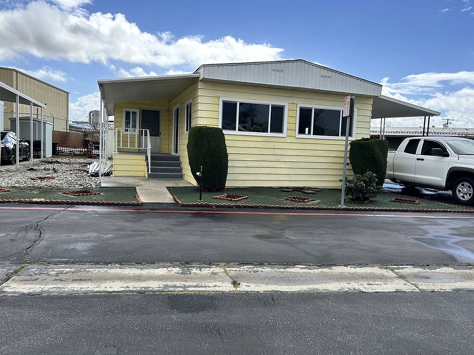1st image of 1661 Puente Ave