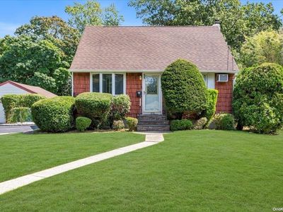 828 Fire Island Avenue, West Islip, NY, 11795