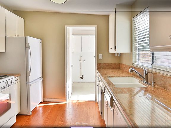 4th image of 544 N Calle Marcus