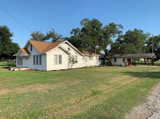 800 Burton St, Woodsboro, TX 78393