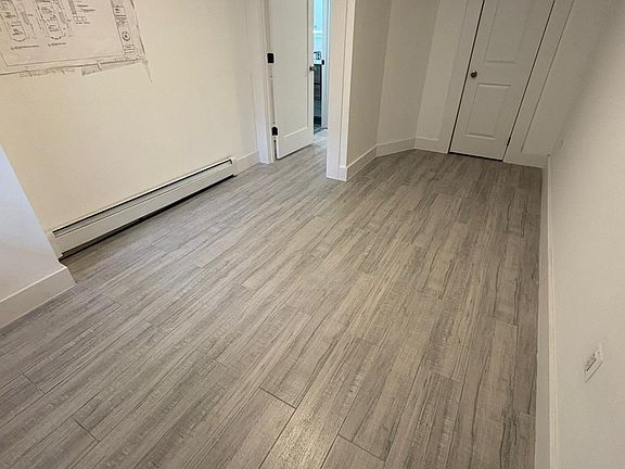 3rd image of 2384 Valentine Ave #1