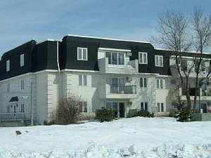 1st image of 815 Duke Dr APT 109