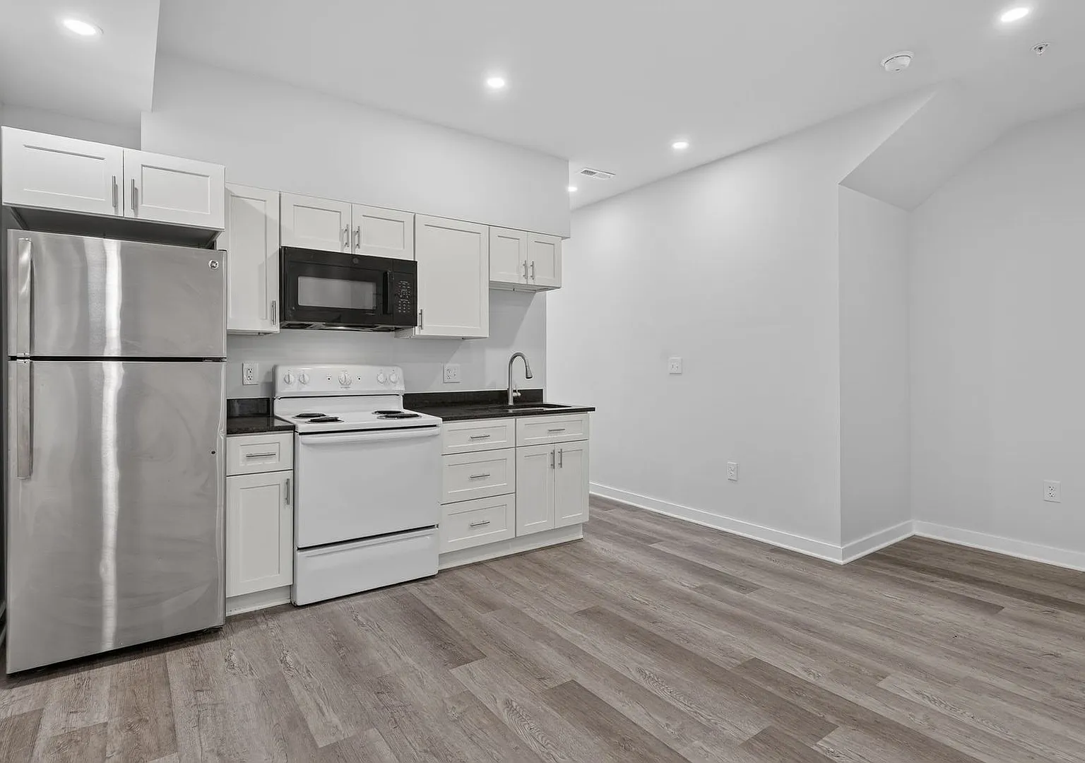 1516 18th St SE — Photo 4