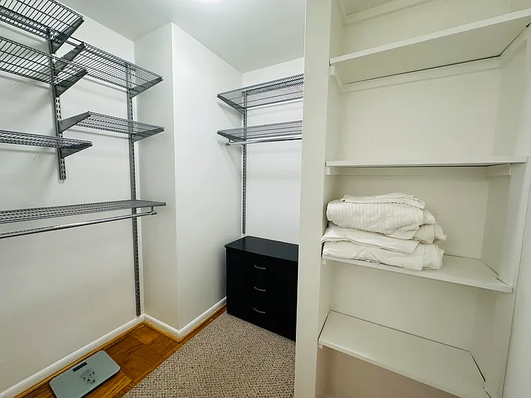4570 Macarthur Blvd NW #G2 — Photo 7