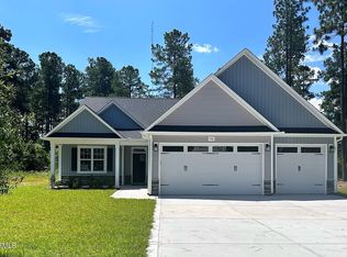 776 Winds Way, Aberdeen, NC 28315
