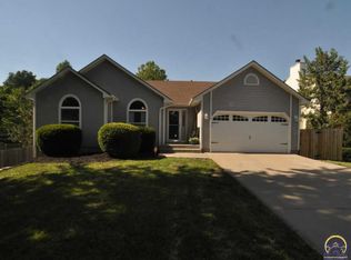 6042 SW 25th St, Topeka, KS 66614