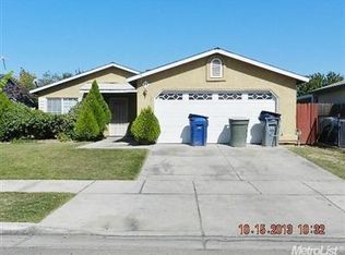 39 E El Verano St, Merced, CA 95341