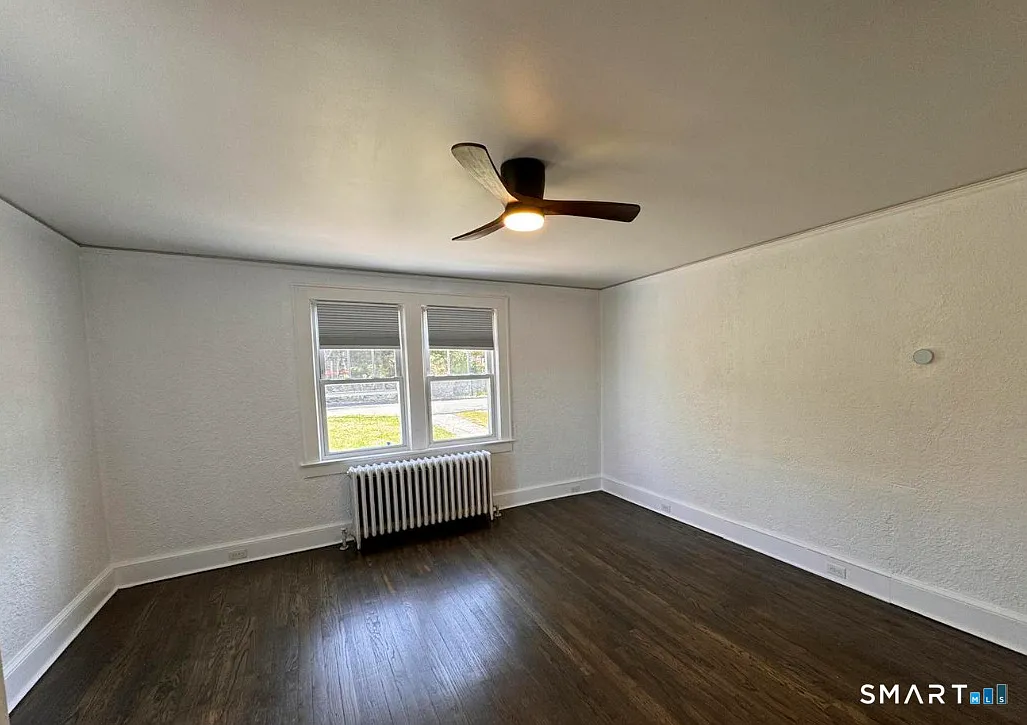 3 bed, 2.0 bath, 1200 sqft, $5,750 — Photo 4