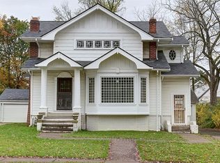 20922 Parklane Dr, Fairview Park, OH 44126