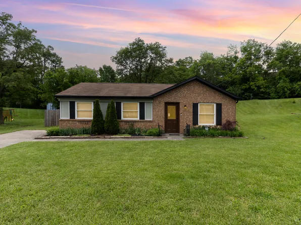 252 Ashwood Dr, Walton, KY 41094
