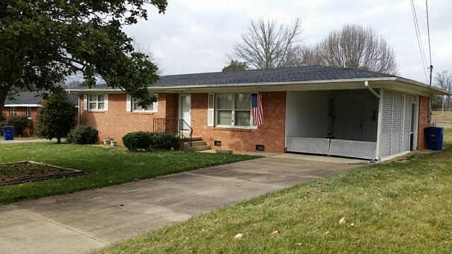 1st image of 105 Lee Ln