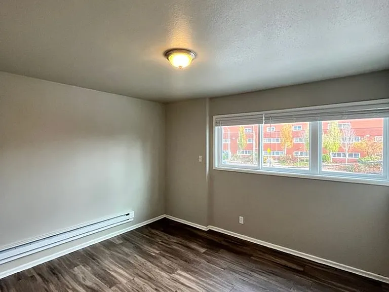 The Rivercrest Apartments by Star Metro — Photo 37