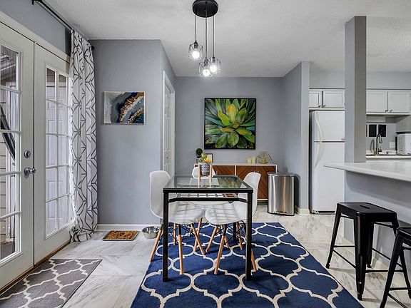 5th image of 2815 Misty Garden Cir