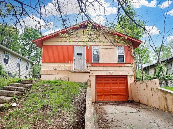 2838 Myrtle Ave, Kansas City, MO 64128