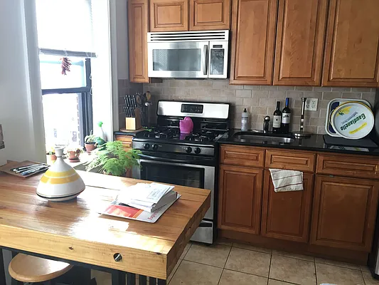 Rented by Grand & Co. | media 1