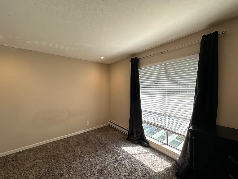 1036 Oak Grove Rd #8 — Photo 6
