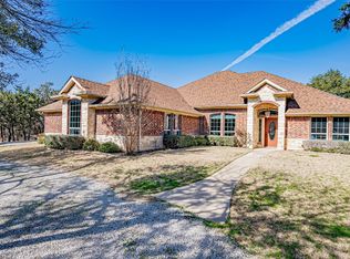 3500 Old Barn Ct, Granbury, TX 76048
