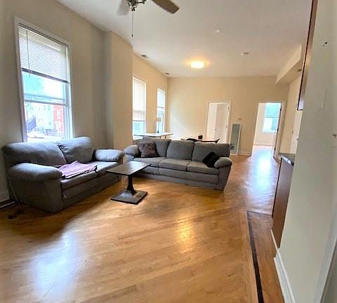 2nd image of 2305 W Grand Ave APT 2F