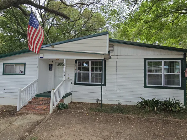 6613 Cedar St, Milton, FL 32570