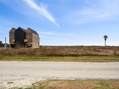 338 Atkinson Street, Crystal Beach, TX, 77650
